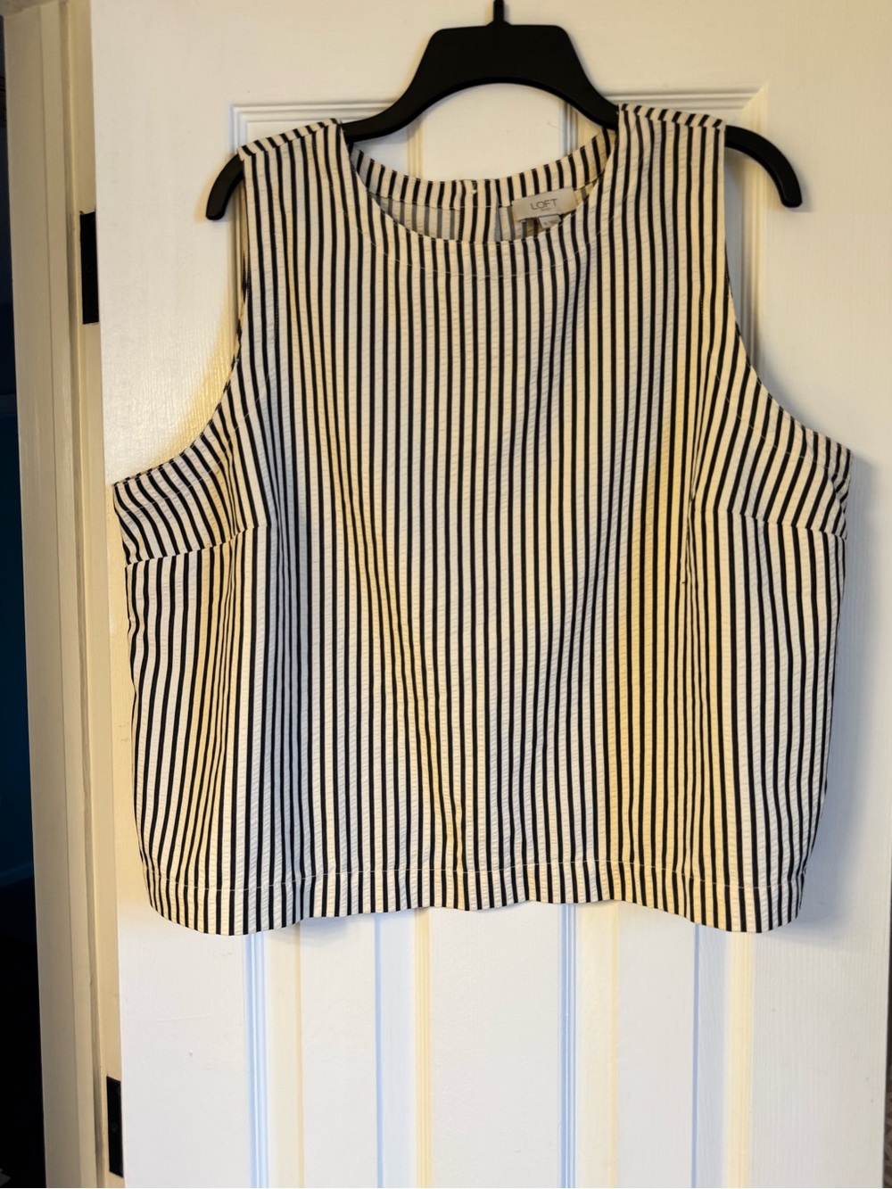 LOFT Striped Sleeveless Crop Shirt